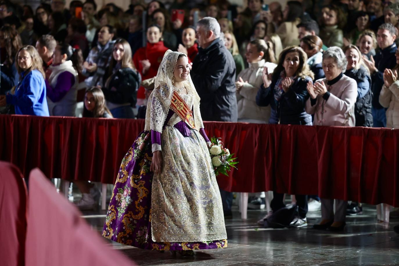 Búscate en la Ofrenda de las Fallas 2023: viernes 17 de marzo