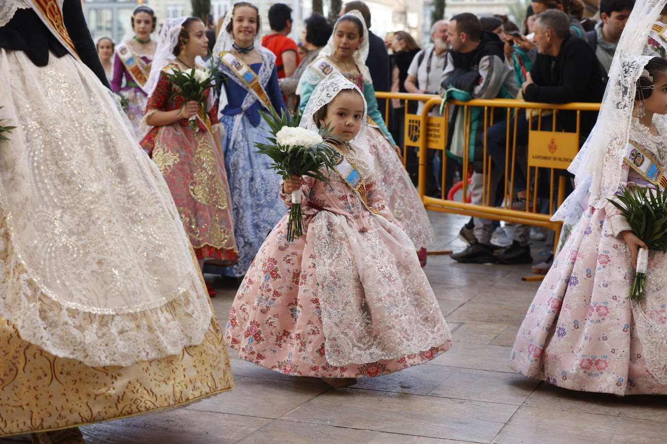 Búscate en la Ofrenda de Fallas del sábado 18 de marzo de 2023