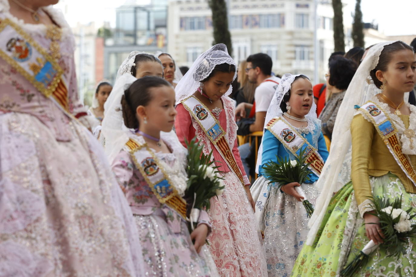 Búscate en la Ofrenda de Fallas del sábado 18 de marzo de 2023