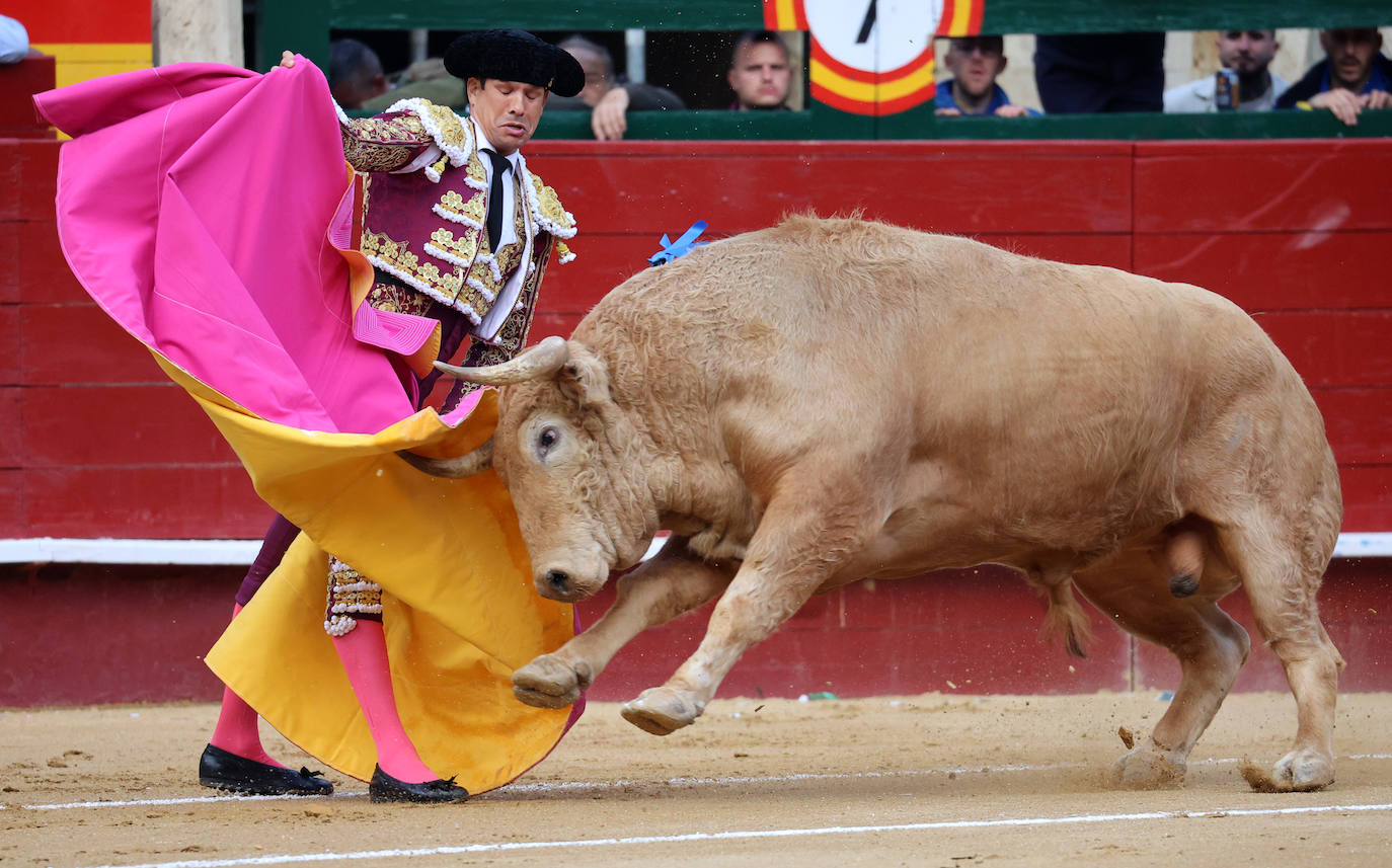 Quinta corrida de toros de la Feria de Fallas 2023