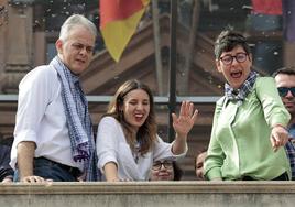 El balcón del Ayuntamiento durante la mascletà