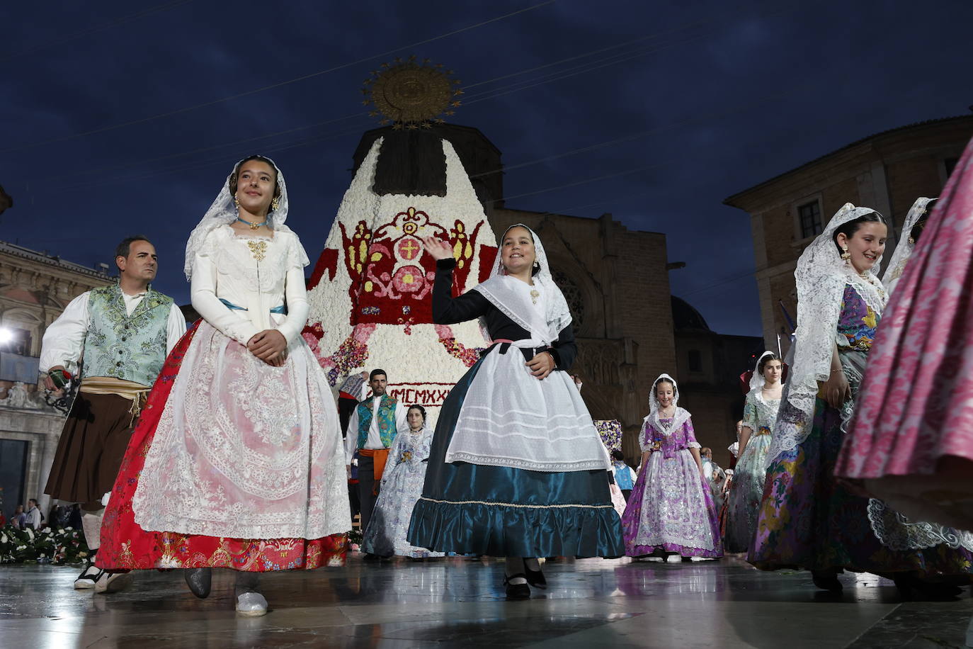 Búscate en la Ofrenda de Fallas del sábado 18 de marzo de 2023