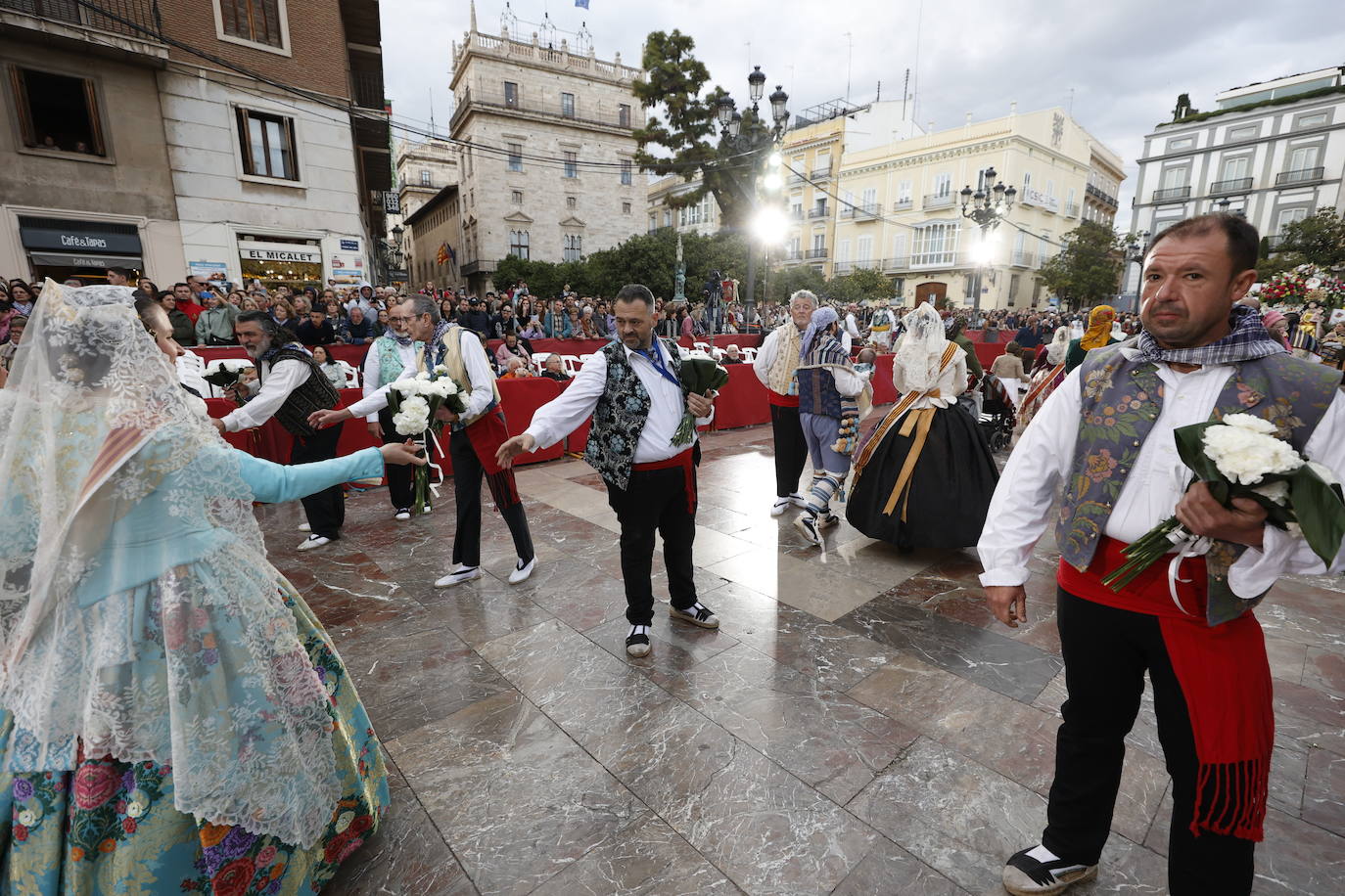 Búscate en la Ofrenda de Fallas del sábado 18 de marzo de 2023