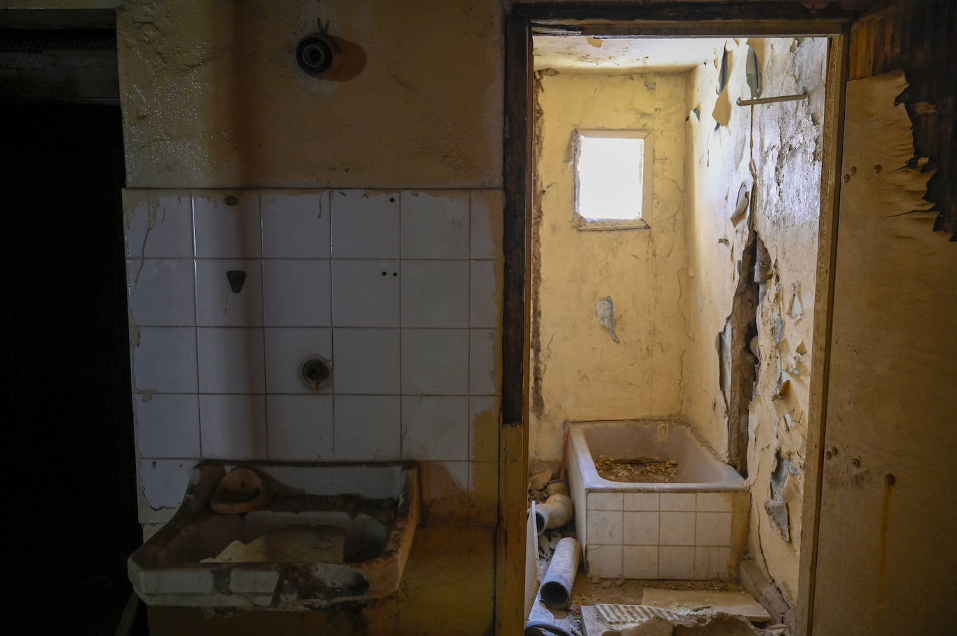 La casa abandonada de Fayrouz, cantante libanesa y musa de Macron
