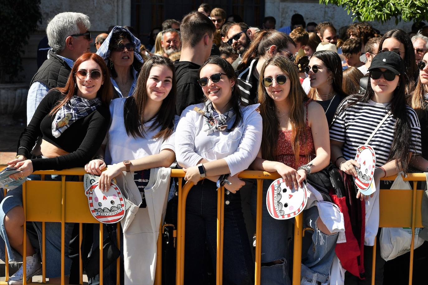 Búscate en la mascletà del 19 de marzo