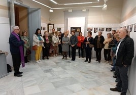 Momento de la inauguración de la exposición en la Casa de la Cultura.