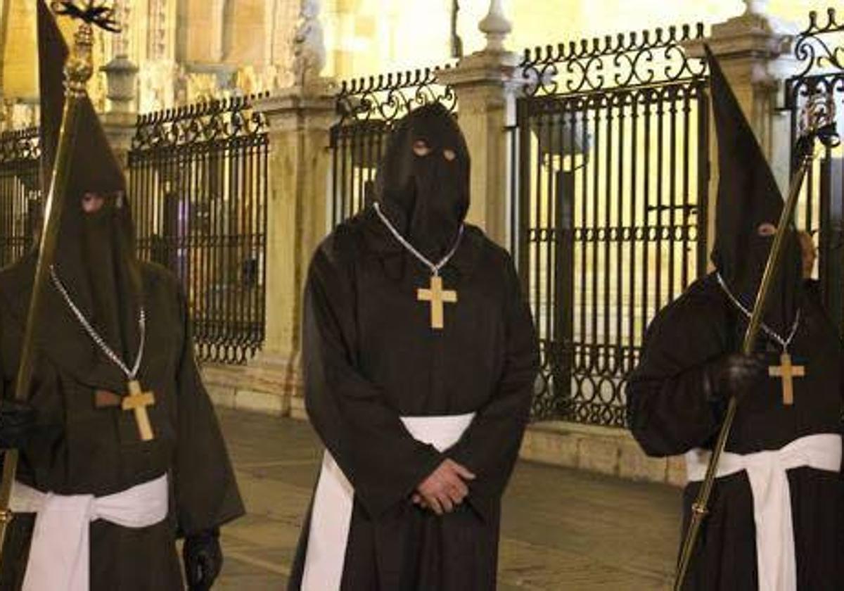 Procesiones de la Semana Santa de León 2023: horario e itinerarios