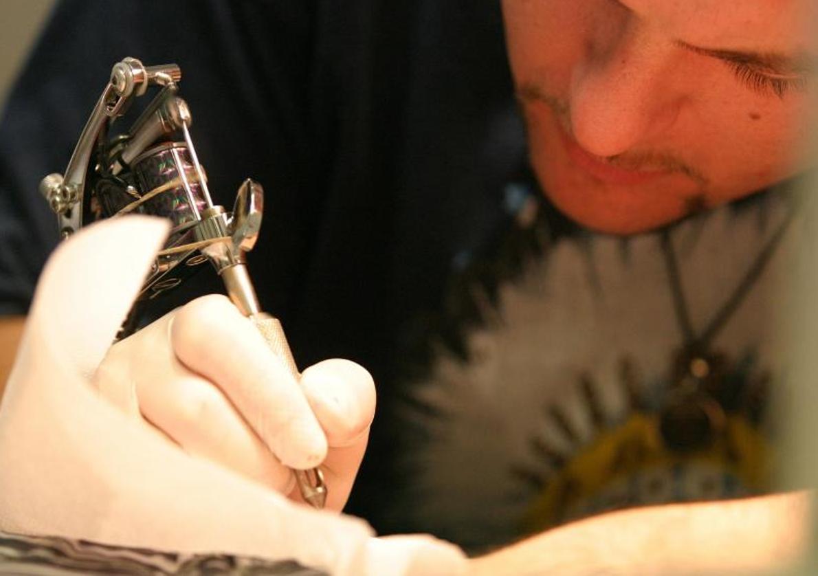 Tatuajes en un centro, en una imagen de archivo.