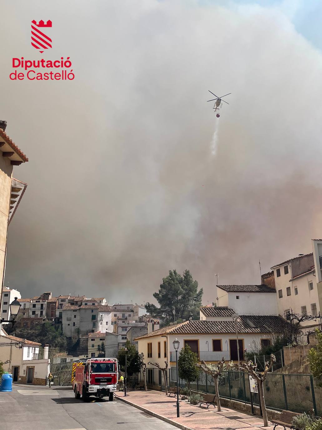 Incendio forestal en Villanueva de Viver