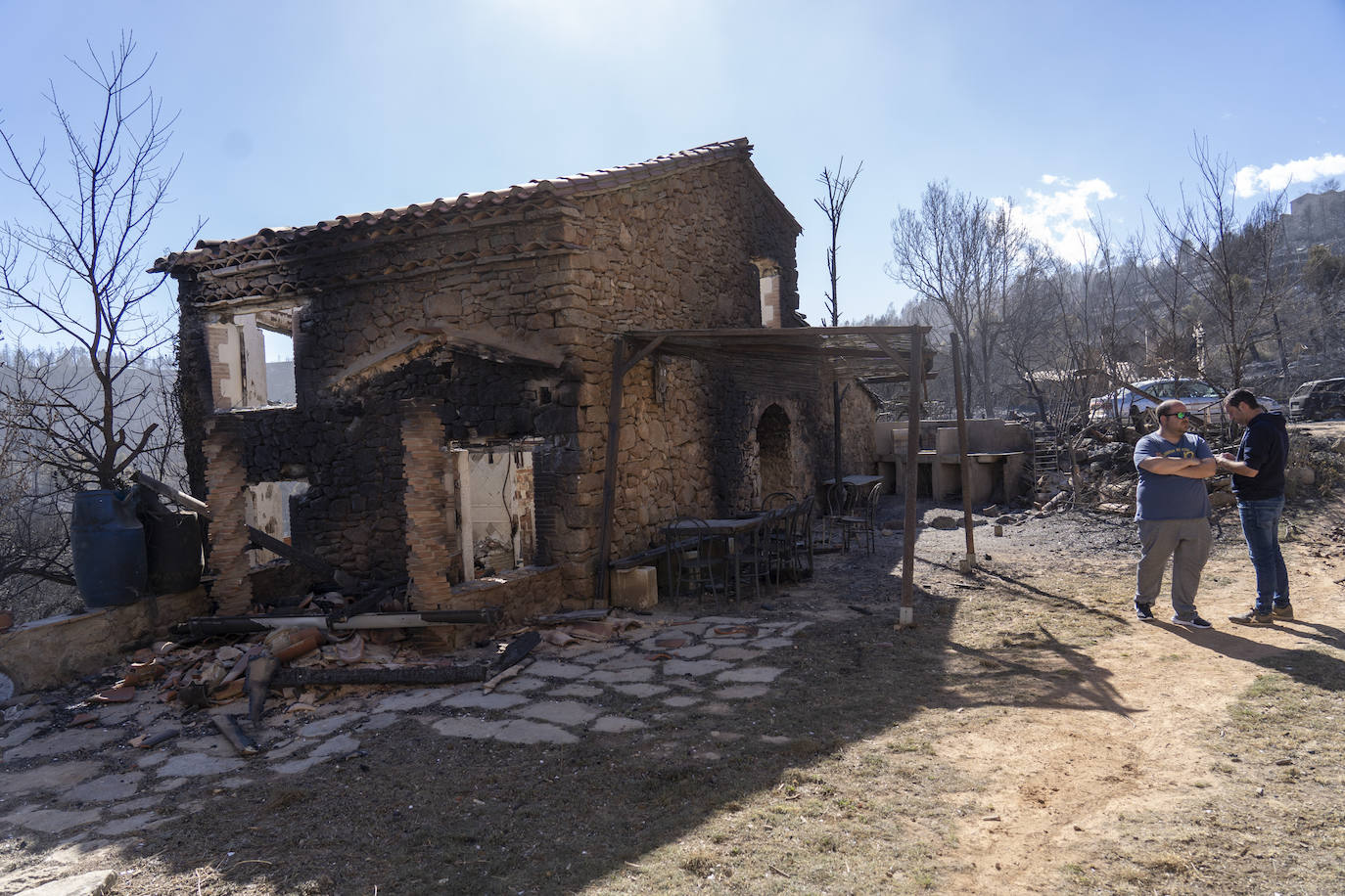 Así ha arrasado el incendio de Castellón con casas, coches y otros bienes materiales