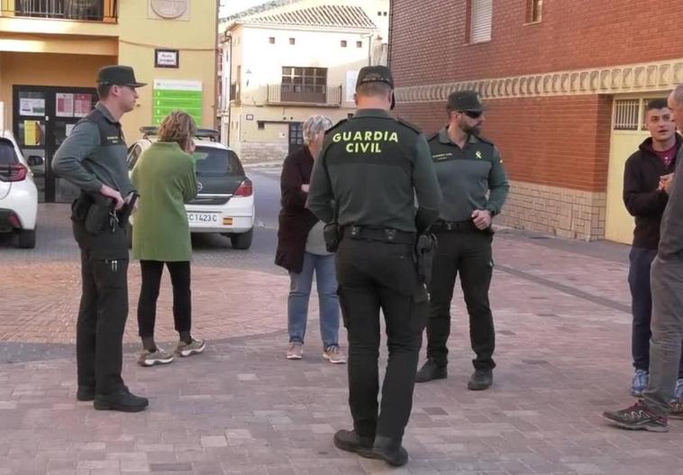 Vecinos realojados en Villanueva de Viver.