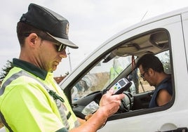 El aparato que será obligatorio en cada coche desde julio