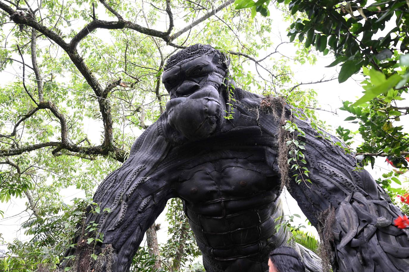 Los gigantes de basura que se convierten en arte