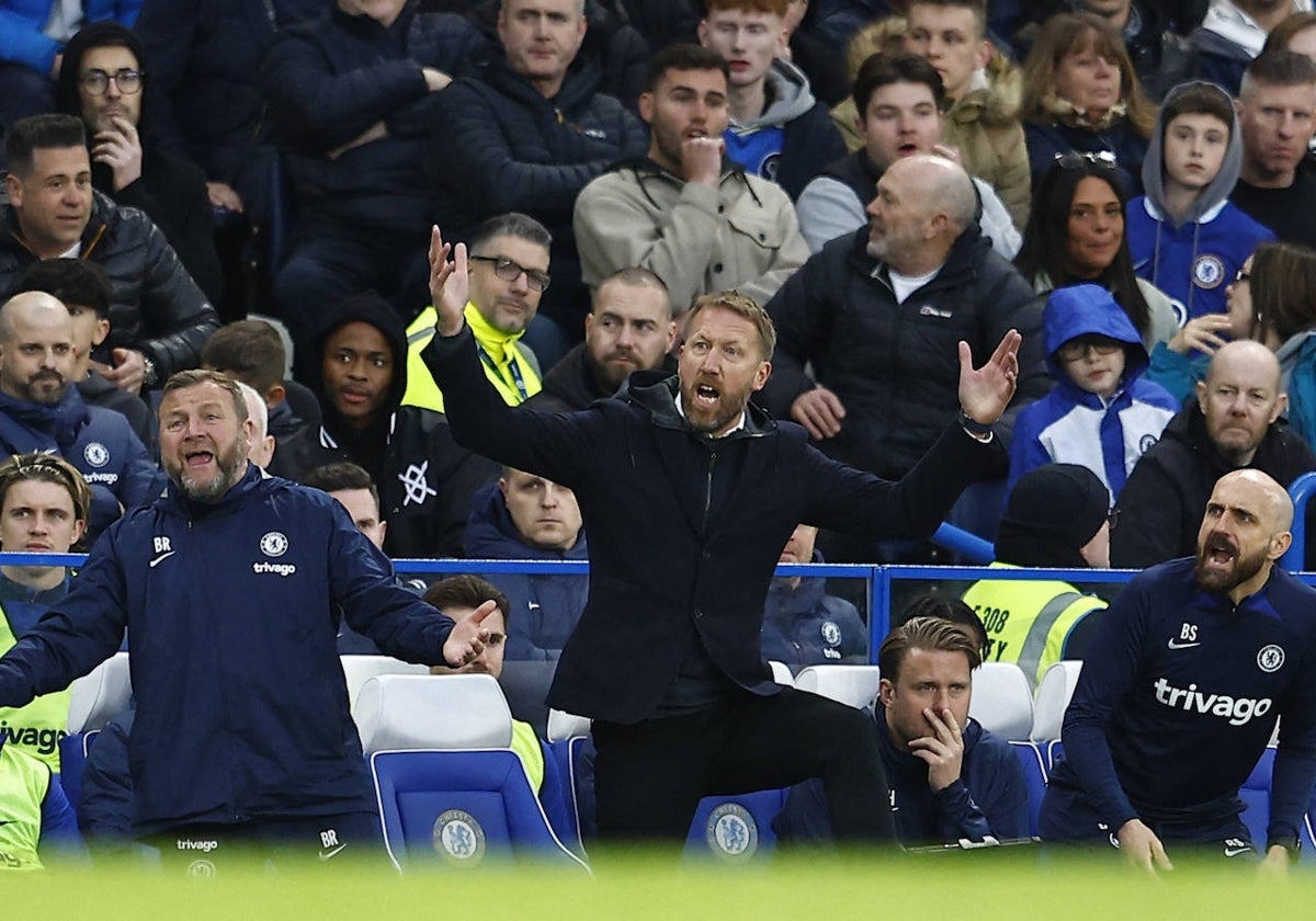 Bruno Saltor, a la derecha, durante un partido del Chelsea.