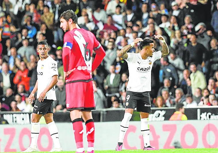 Al Valencia todavía se le atragantan las remontadas