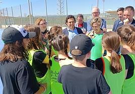 Responsables de la iniciativa, en la celebración de Llíria este martes por la mañana.