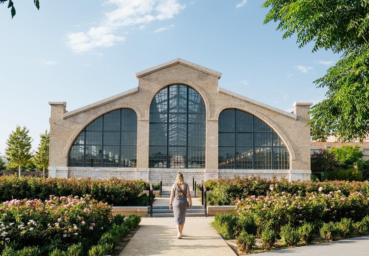 Nave en la que se ubicará la nueva instalación deportiva de Valencia.