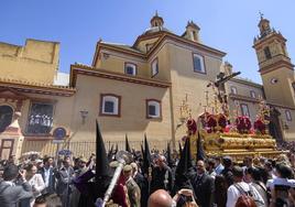 El paso del Cristo de la Salud de la Hermandad de San Bernardo.