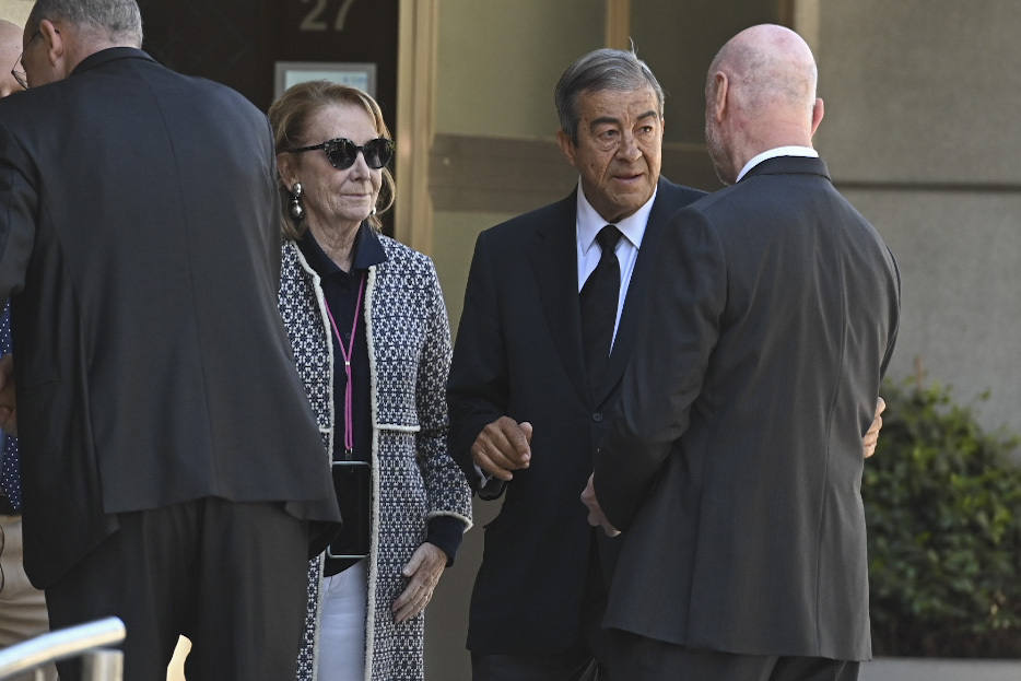 Esperanza Aguirre, expresidenta de la Comunidad de Madrid, junto al xministro de Fomento Francisco Álvarez Cascos