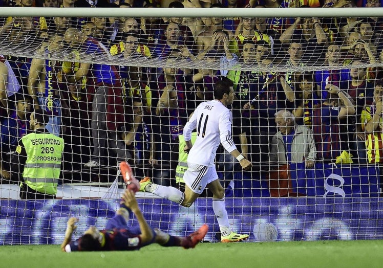 Gale, con una cabalgada antológica, decidió el duelo ante el Barça.