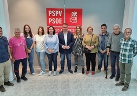 Los miembros que conforman la candidatura socialista de l'Alcúdia de Crespins.