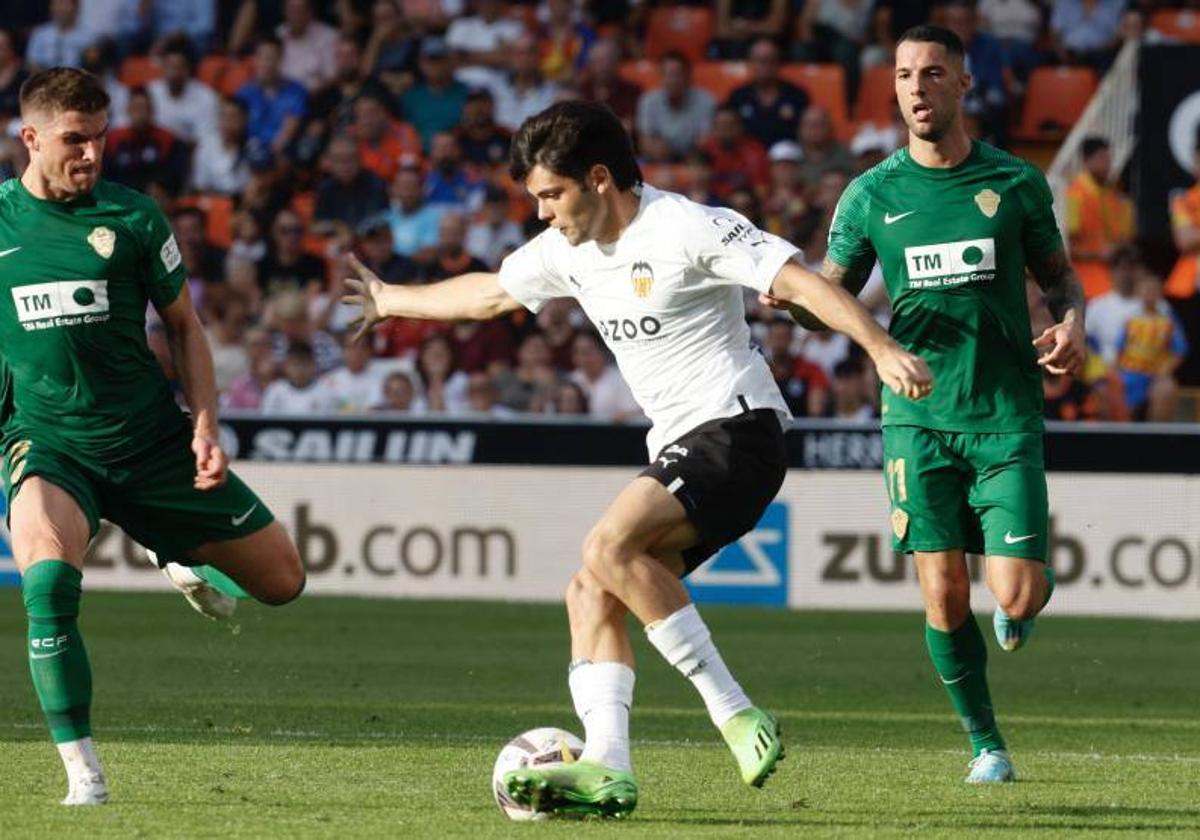 Fran Pérez, en el partido de ida ante el Elche.