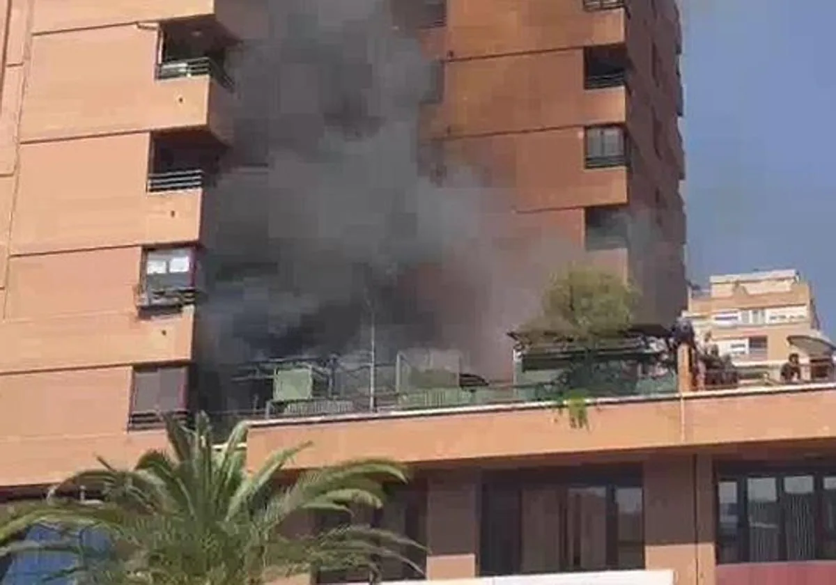 Incendio En Valencia | Incendio En Una Vivienda En La Avenida Cataluña ...