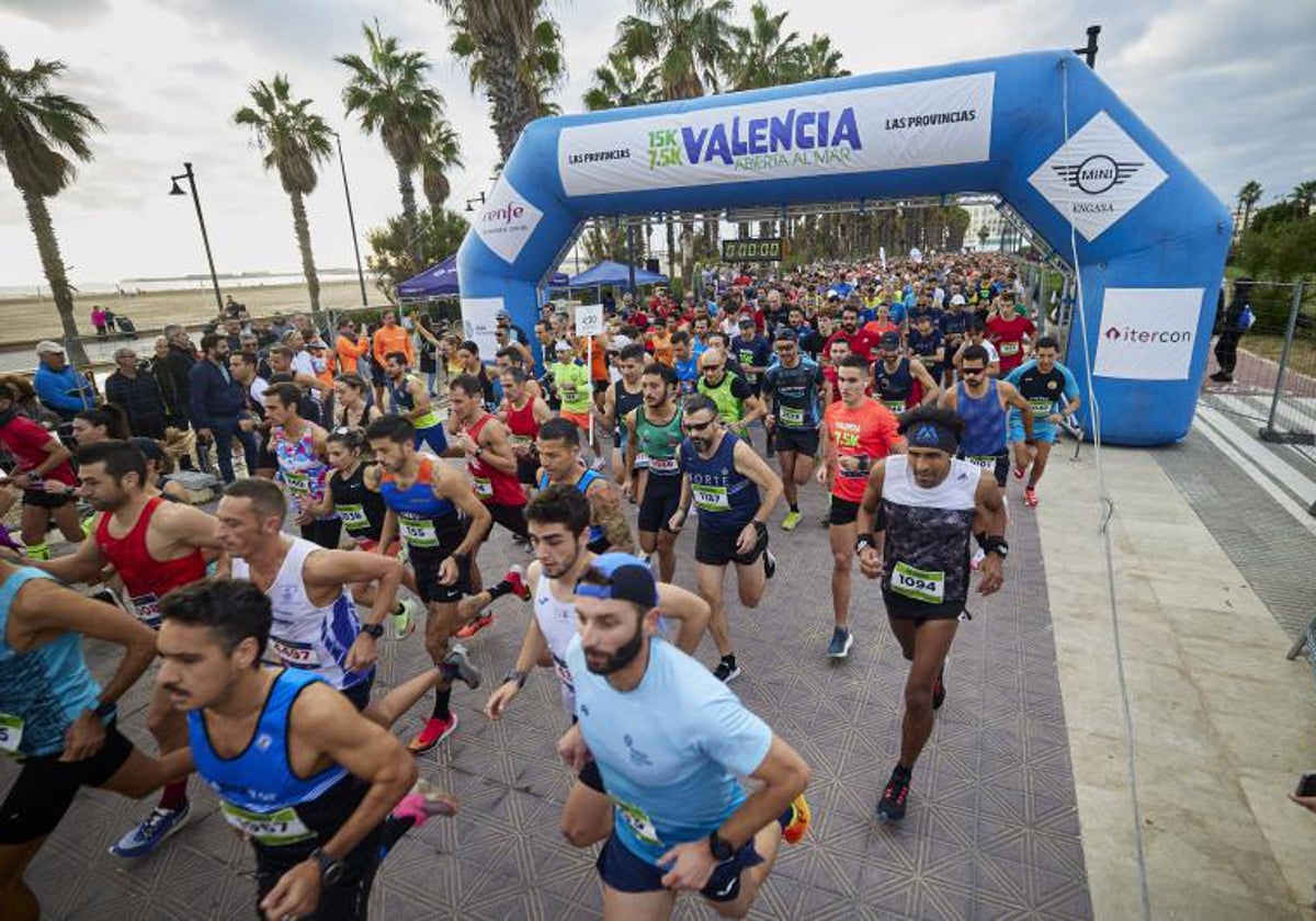 Salida de la 15K Valencia Abierta al Mar del año pasado.