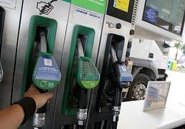 Un surtidor de combustible.