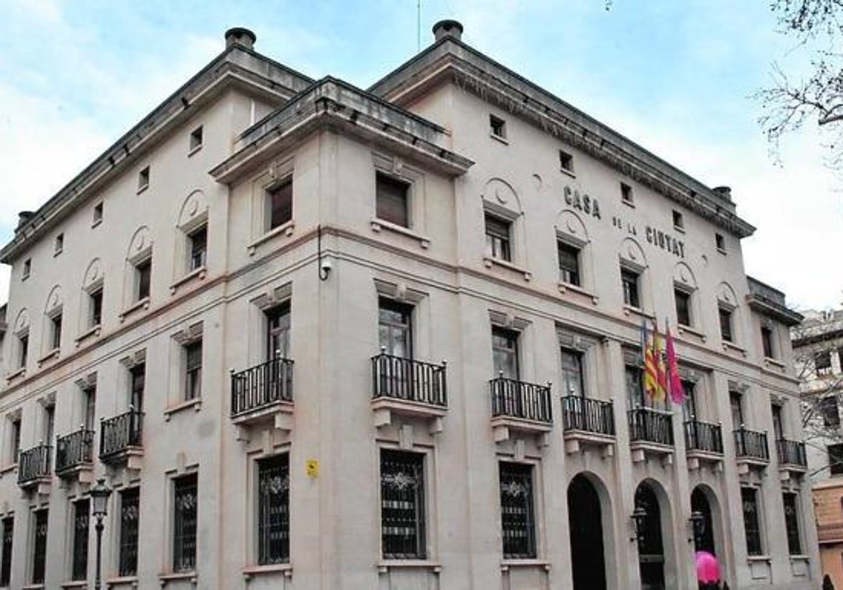 Fachada del Ayuntamiento de Xàtiva.