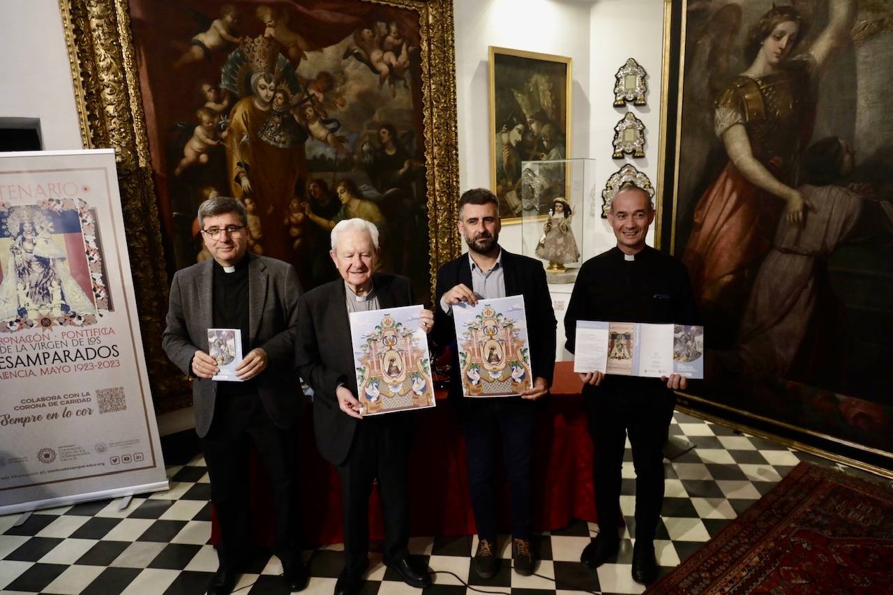 Presentación del programa de actos finales del Año Jubilar del Centenario de la Coronación y de la Fiesta de la Virgen de los Desamparados