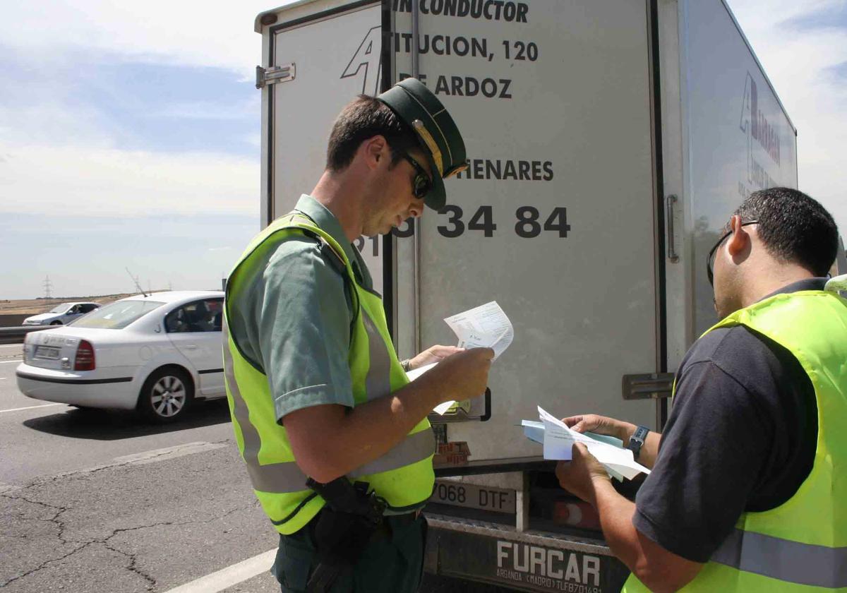 Un control de la Guardia Civil de Tráfico.