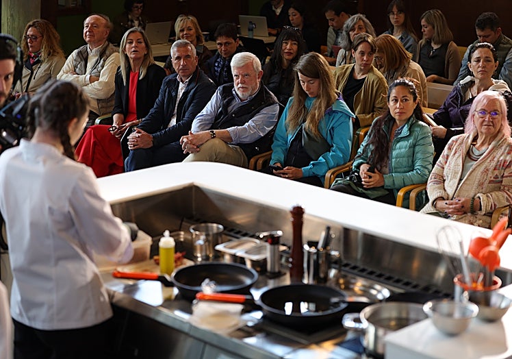 Auditorio del Centro Cultural Vicente Álvarez, durante la segunda jornada de Féminas.