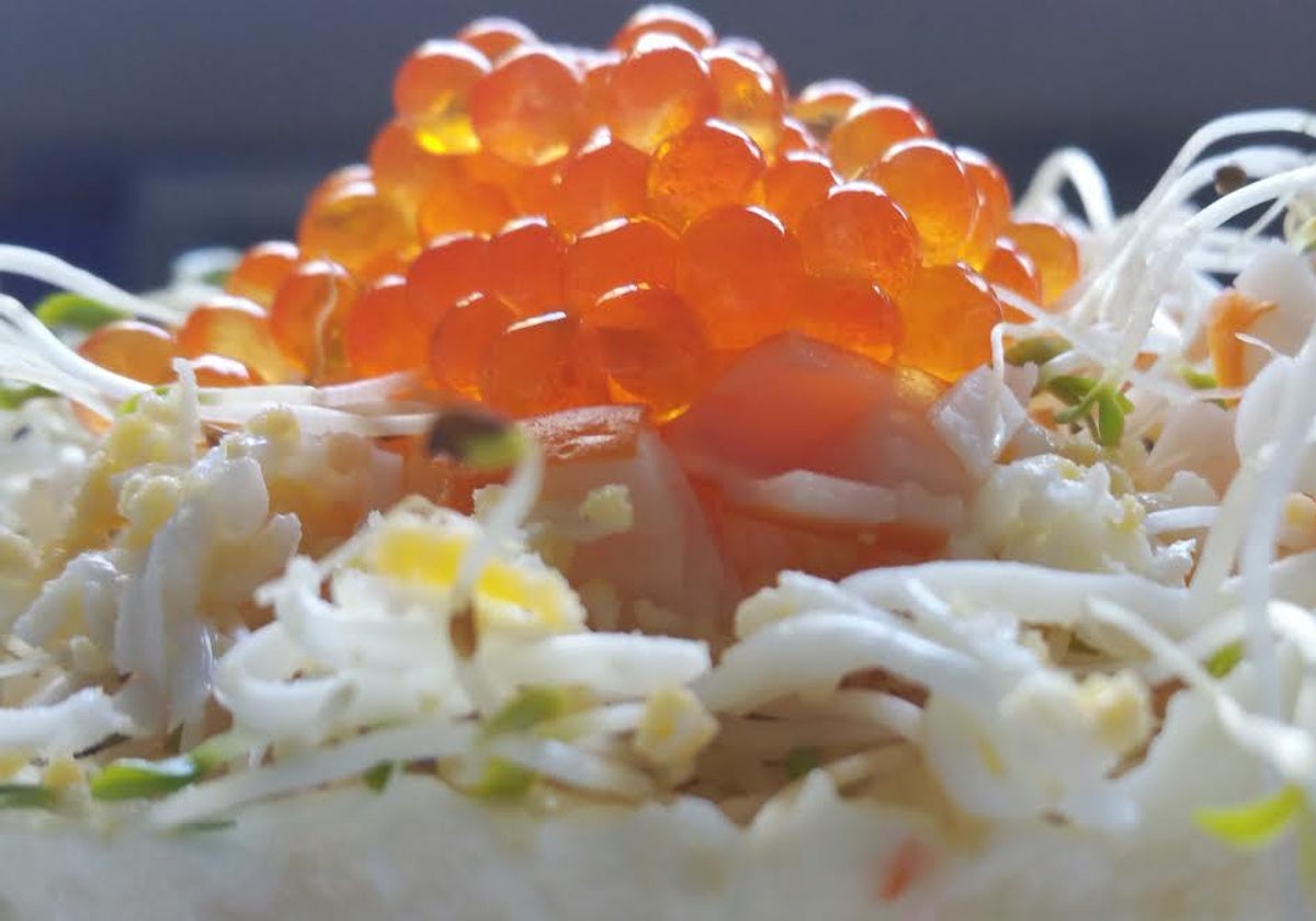 La receta del fin de semana: ensaladilla de sepia con huevas de trucha