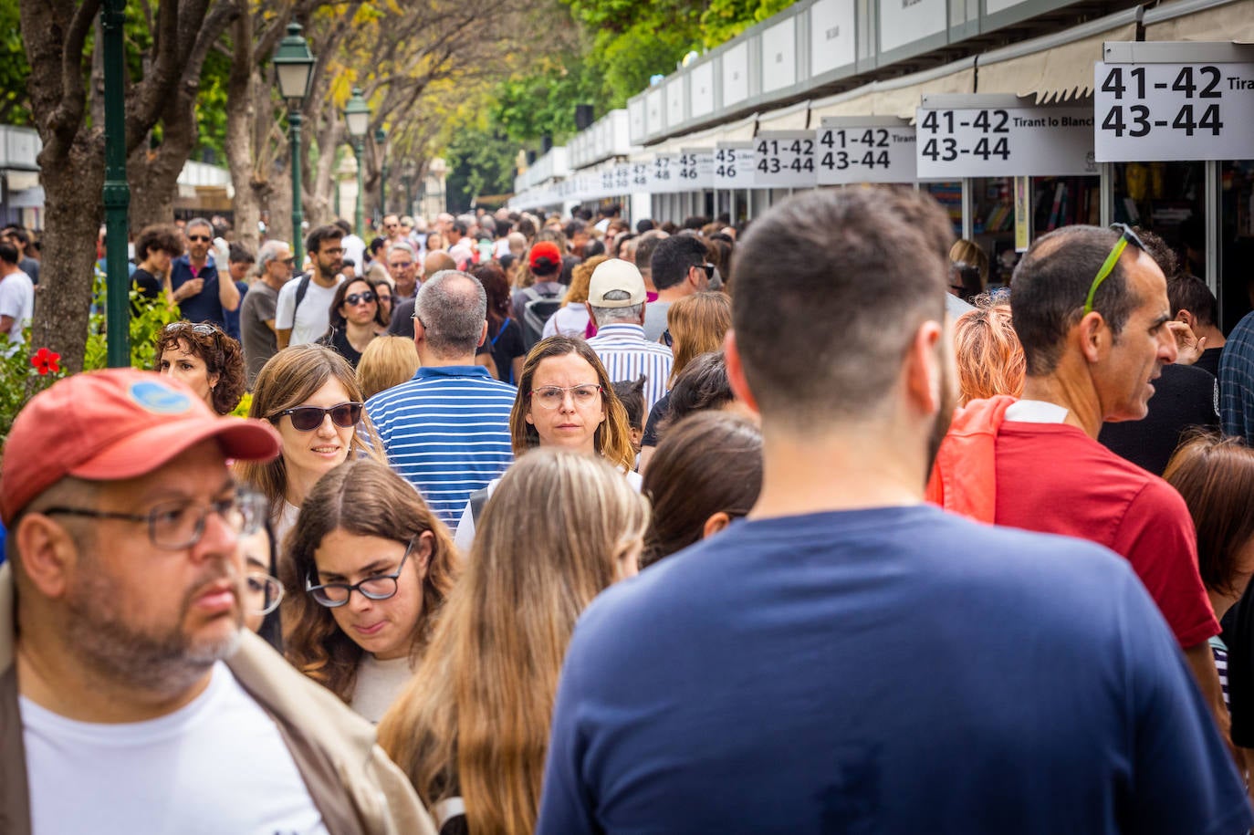 Fira del Llibre 2023: Las imágenes de la jornada del sábado