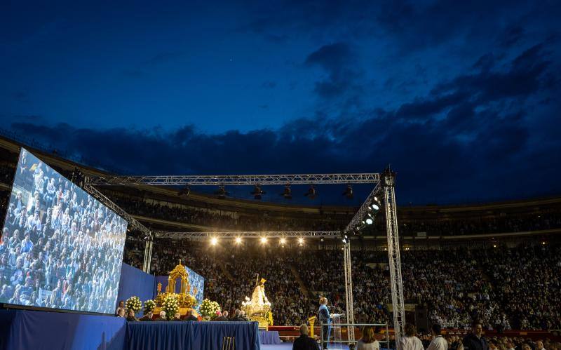 Gran Vigilia por el Centenario de la Coronación de la Virgen de los Desamparados