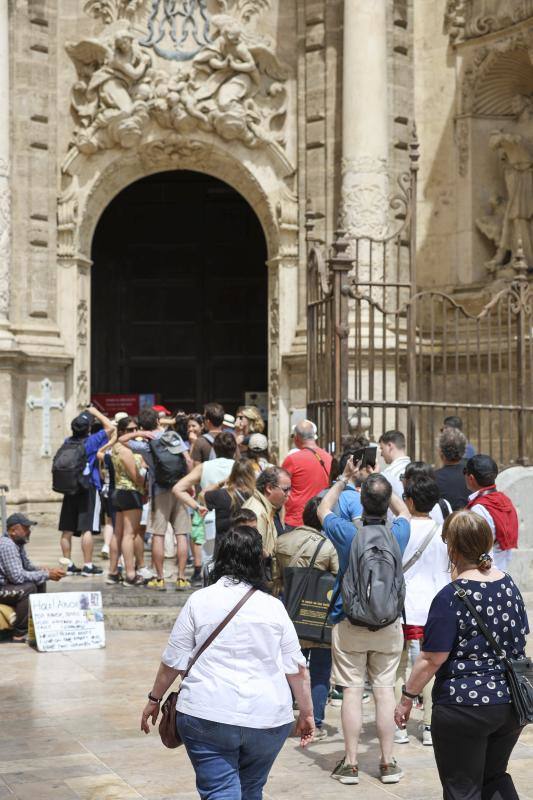 Ambientazo este domingo en las calles de Valencia