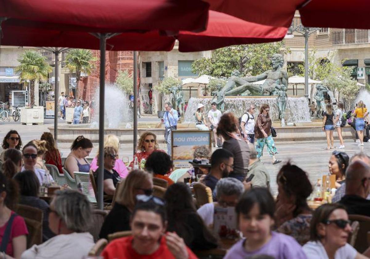 Ambientazo este domingo en las calles de Valencia