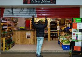 Cotasa cuenta con una parada en el mercado municipal de Xàtiva.