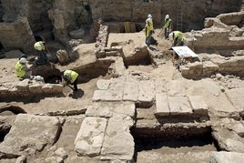 Una excavación arqueológica donde ahora se alzan Les Corts de Valencia.