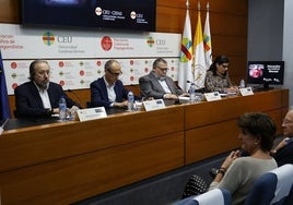 De izquierda a derecha: Juan Carlos Girauta, Jesús Trelis, Vicente Morro y Ana Losada.