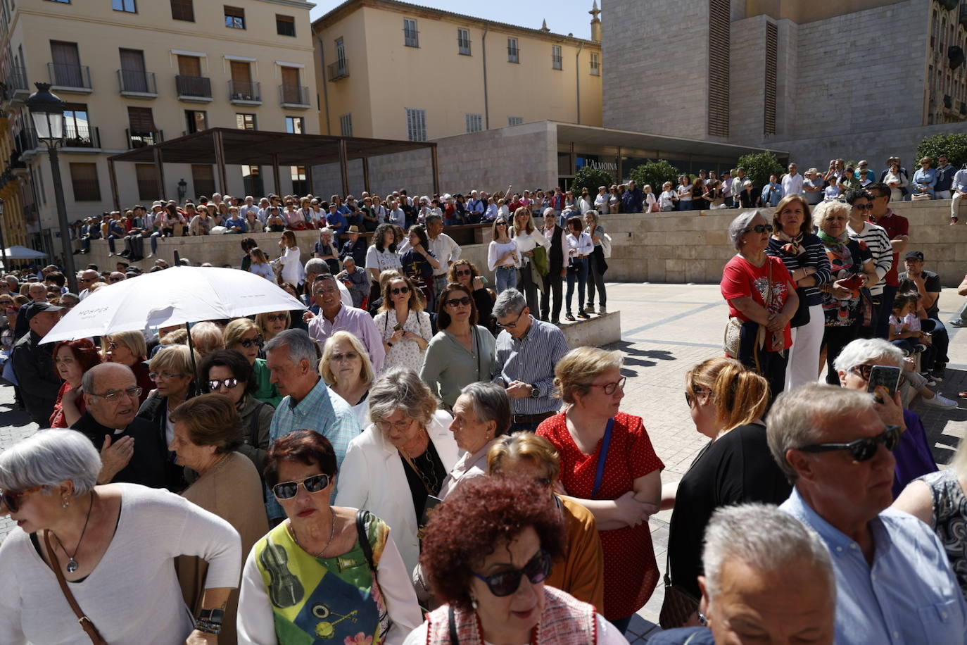 Las mejores imágenes de la procesión extraordinaria por el centenario de la Coronación de la Virgen de los Desamparados