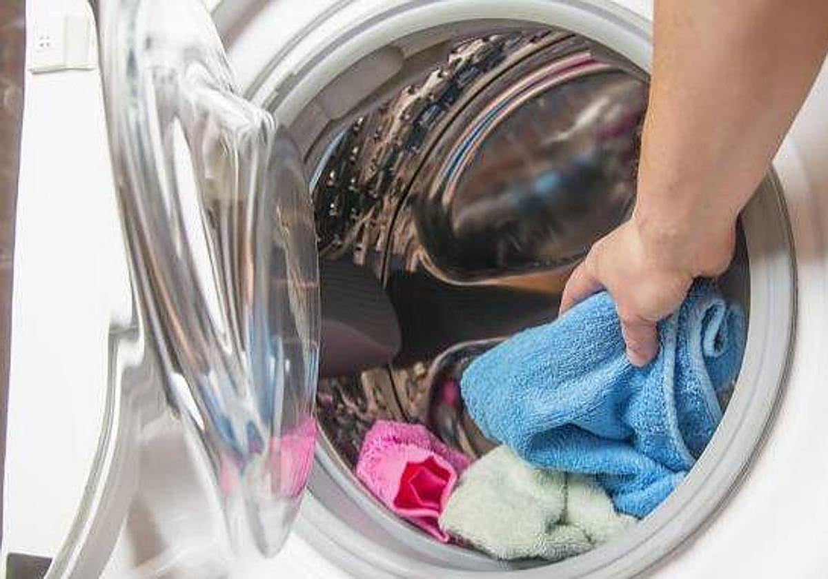 El precio de la luz cambia este martes: ¿cuándo es más caro y más barato encender los electrodomésticos?