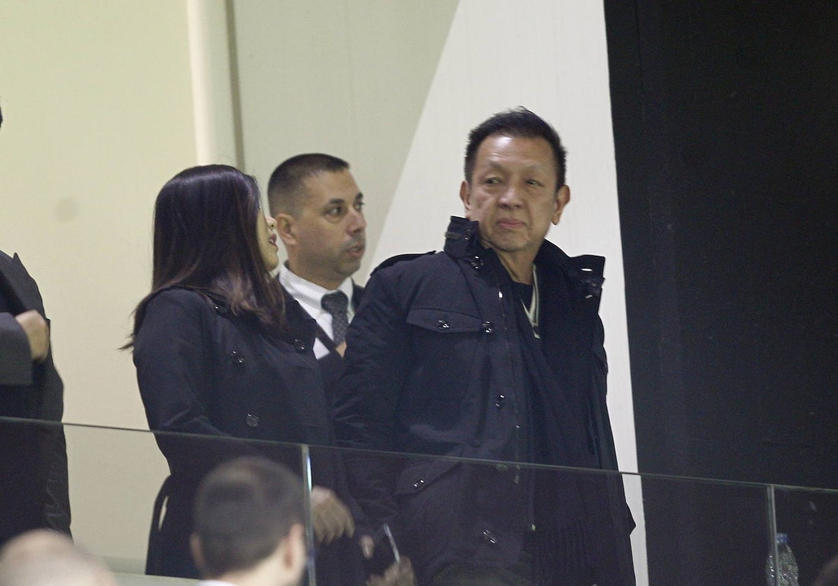 Peter Lim, en el palco de Mestalla.