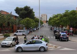 Operativo policial en La Coma este jueves.