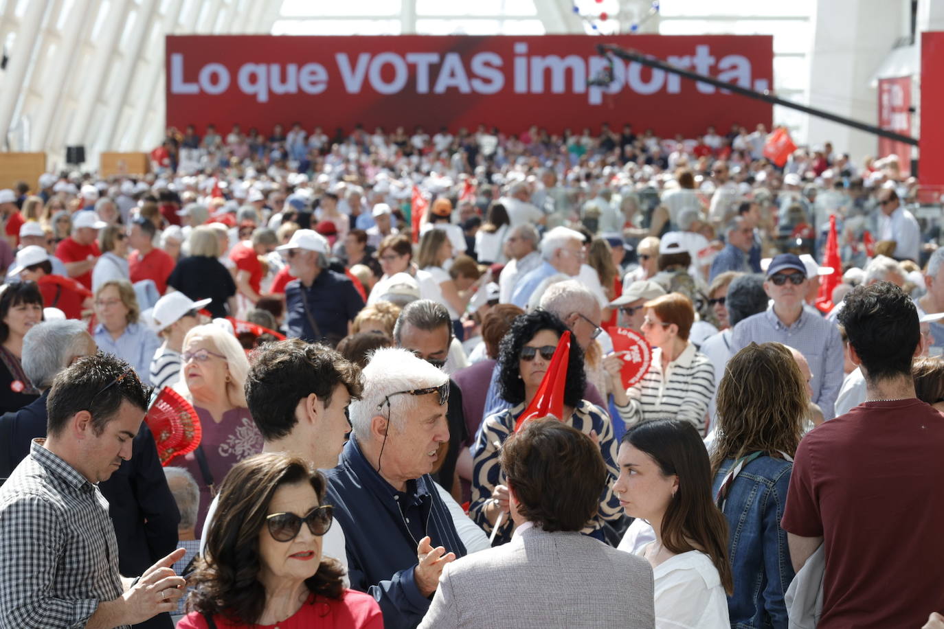 Fotos del mitin de Pedro Sánchez en Valencia antes del 28-M