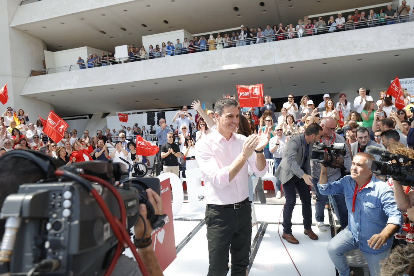 Fotos del mitin de Pedro Sánchez en Valencia antes del 28-M