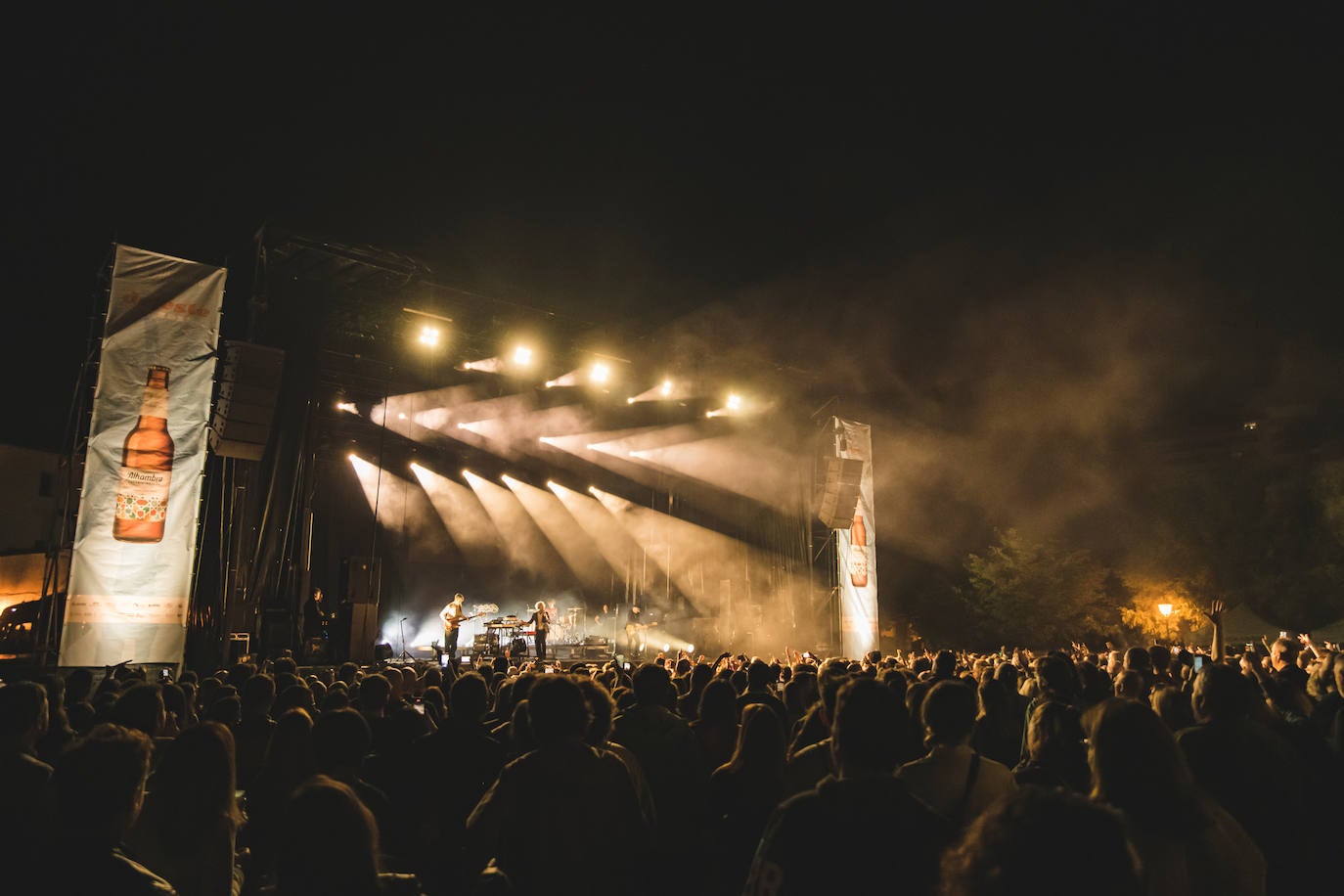 Los Invaders, Dorian y León Benavente calientan el Deleste Festival 2023 en Valencia