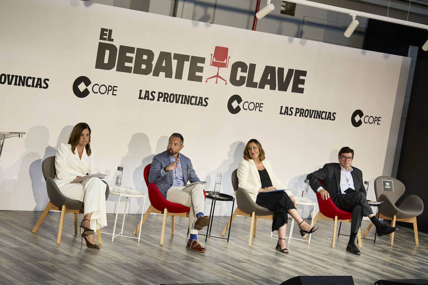 Los candidatos a la alcaldía de Valencia, en el último debate clave de LAS PROVINCIAS