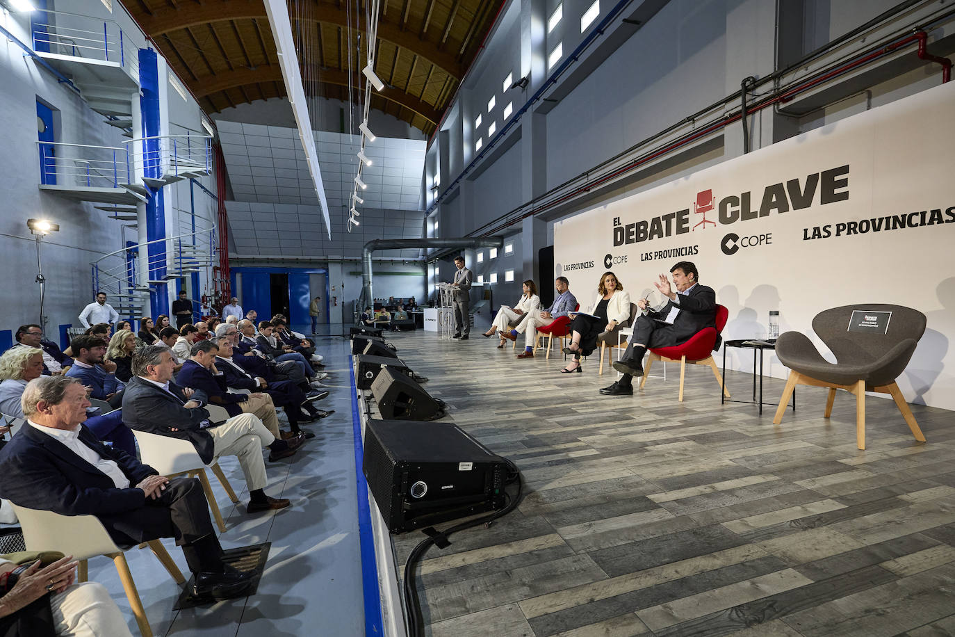 Los candidatos a la alcaldía de Valencia, en el último debate clave de LAS PROVINCIAS